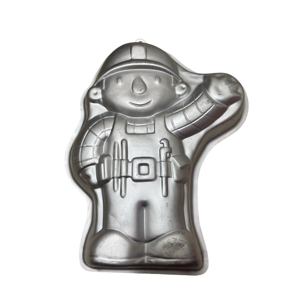 2002 Wilton BOB THE BUILDER CAKE PAN Baking Mold 2105-5025